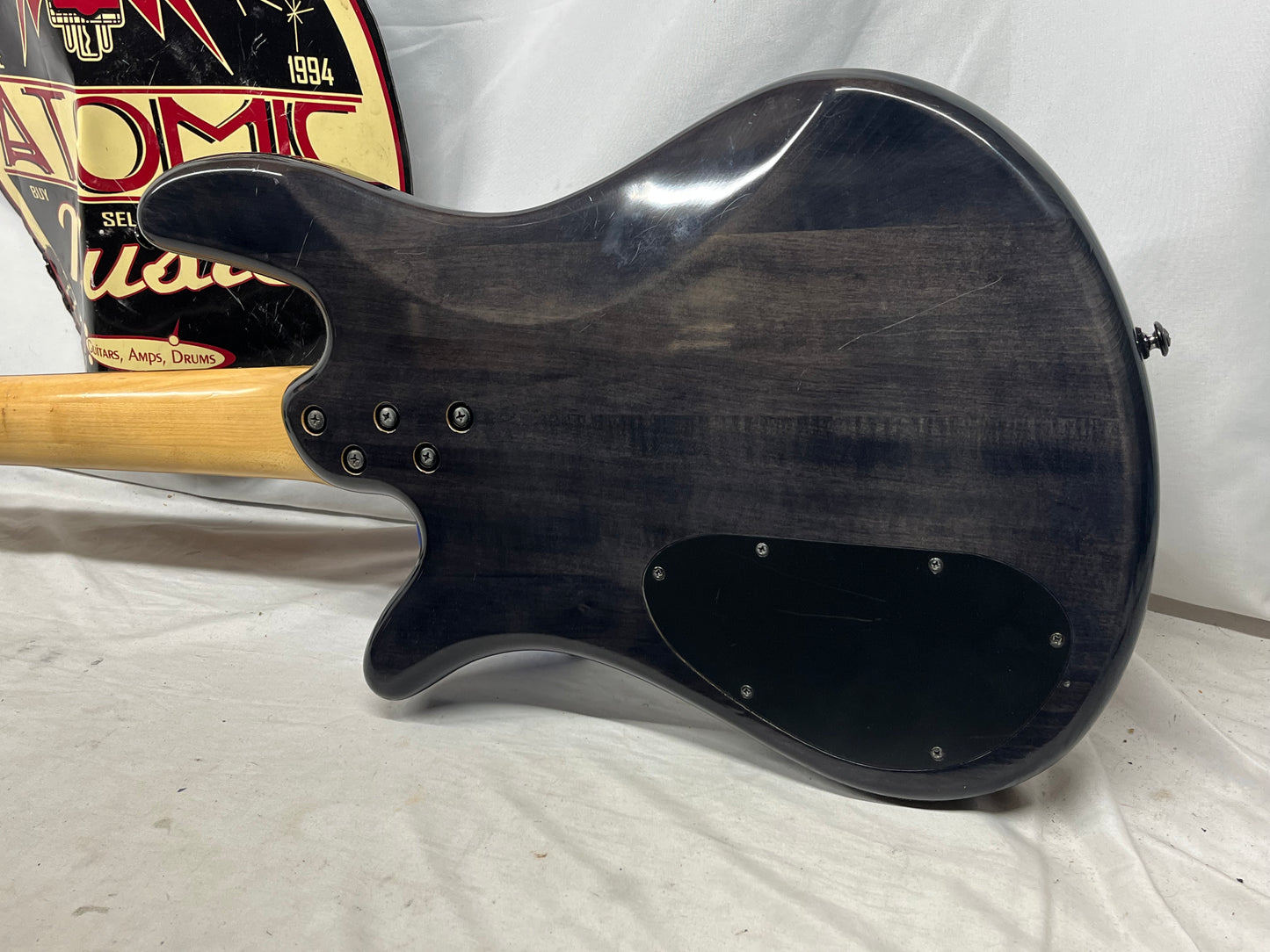 Spector Q5 Doublecut HH 5-String Electric Bass