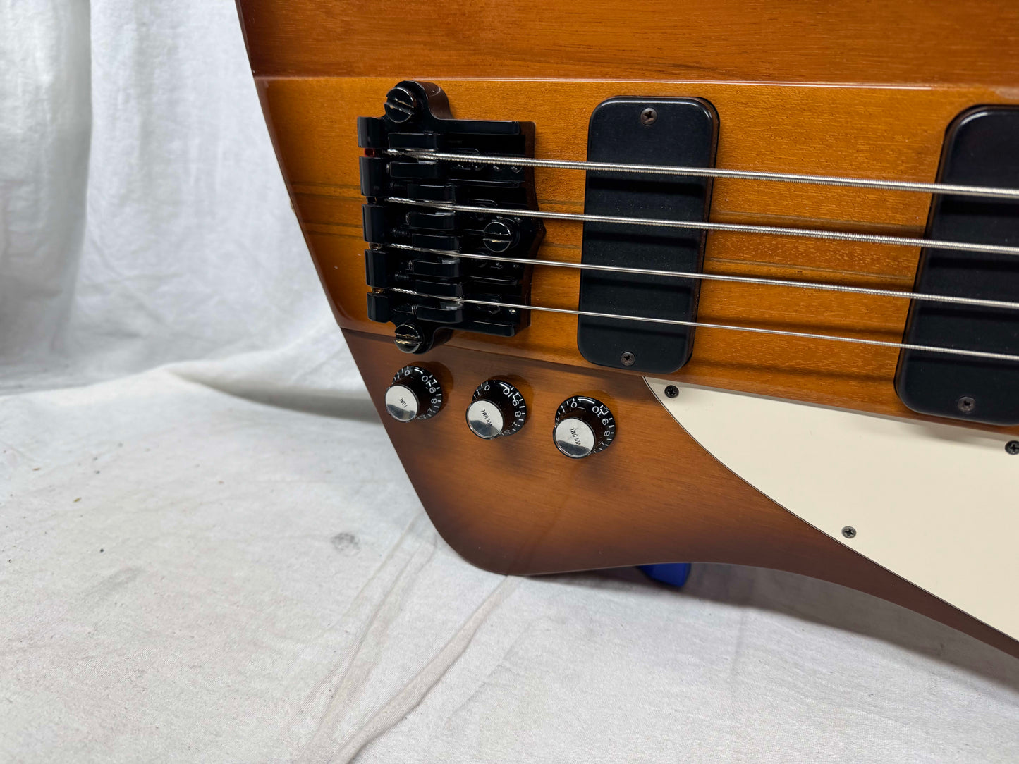 Gibson Thunderbird IV 4-string Bass with Case 2002