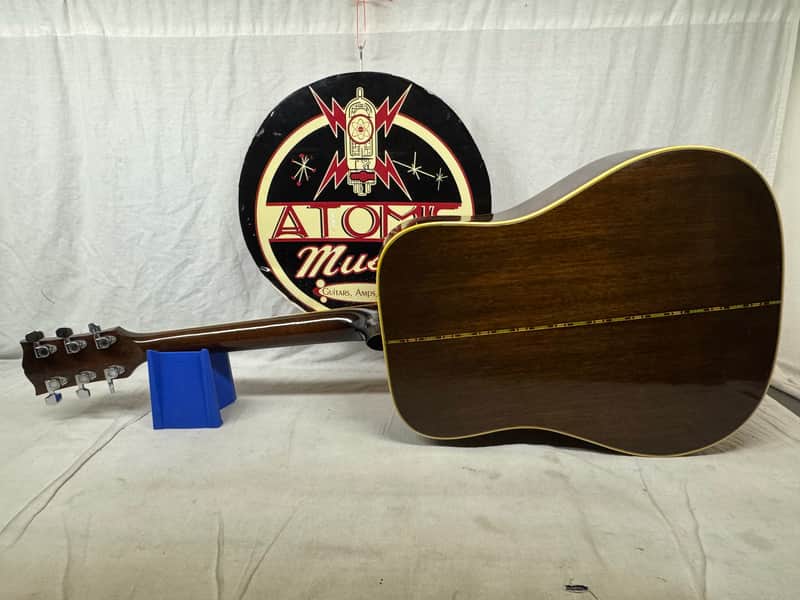 Gibson Hummingbird Dreadnought Acoustic Guitar with Case - needs work! - Image 8