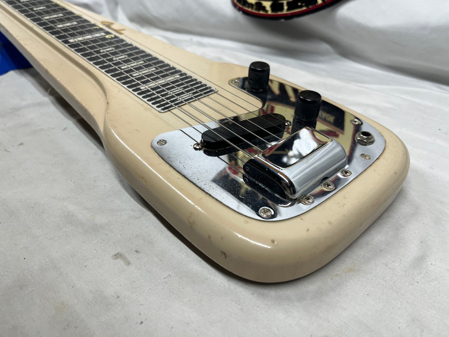 Fender  Vintage Champion Electric Lap Steel Guitar with Hard Case