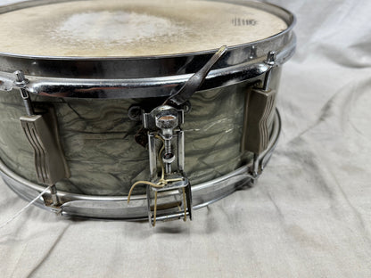 Ludwig 14x5.5 6-Lug Snare Drum Vintage