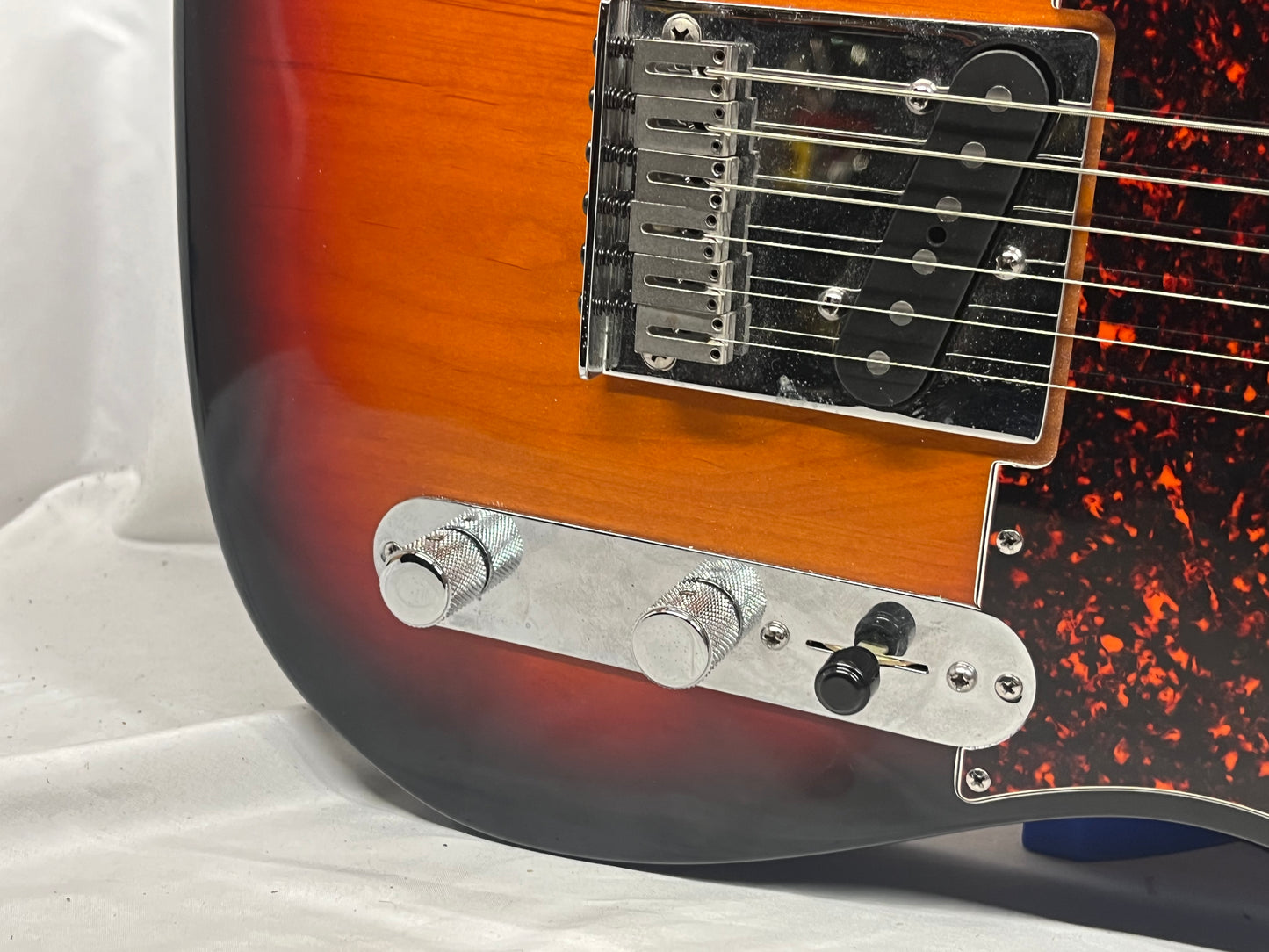 Fender American Telecaster tele Electric Guitar - 3-Color Sunburst