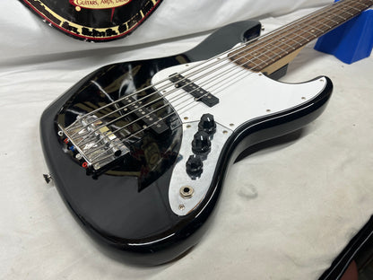 Squier Affinity Series Jazz Bass V 5-String Electric Bass - Black