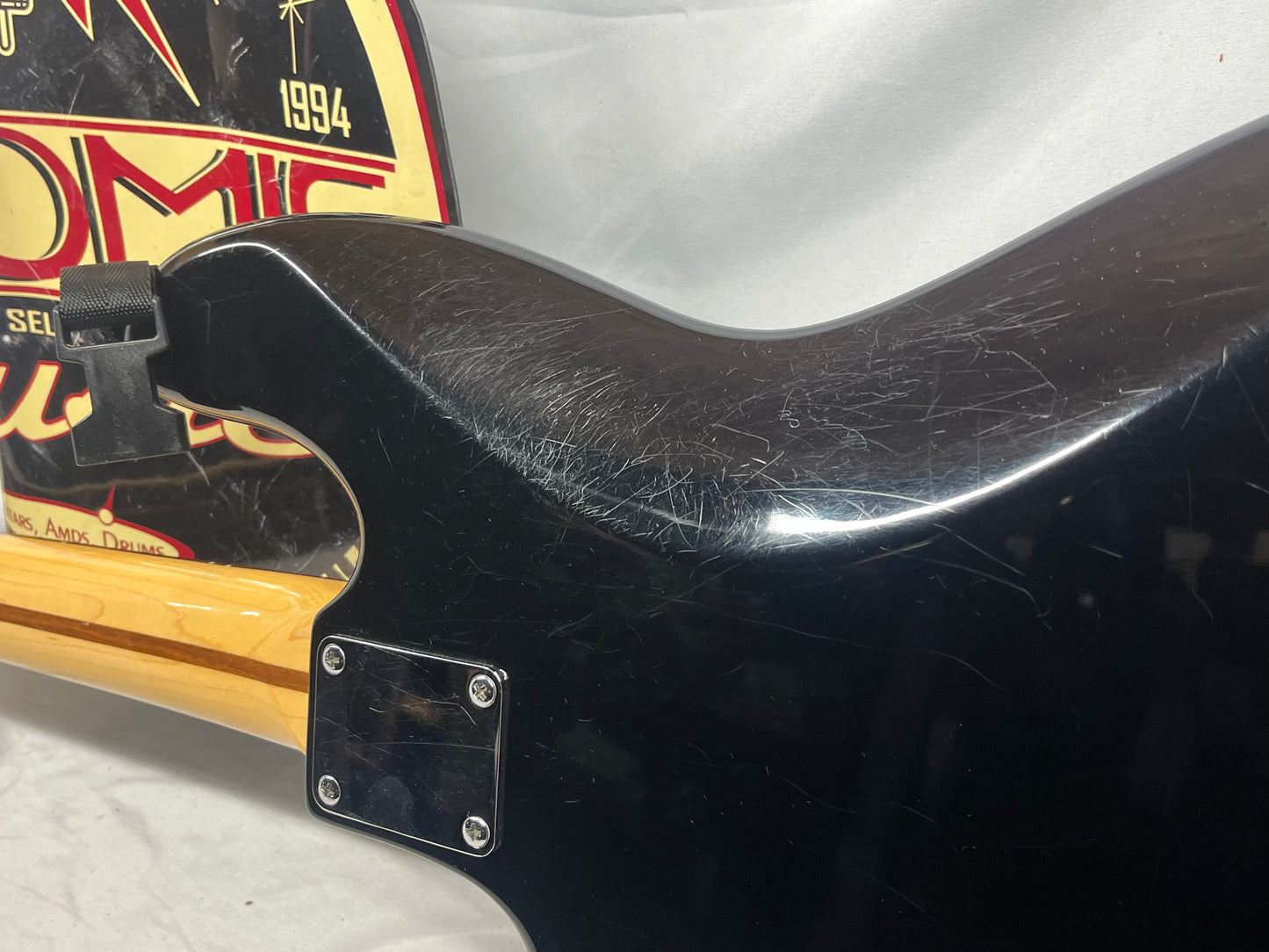 Squier 4-String Electric Jazz Bass