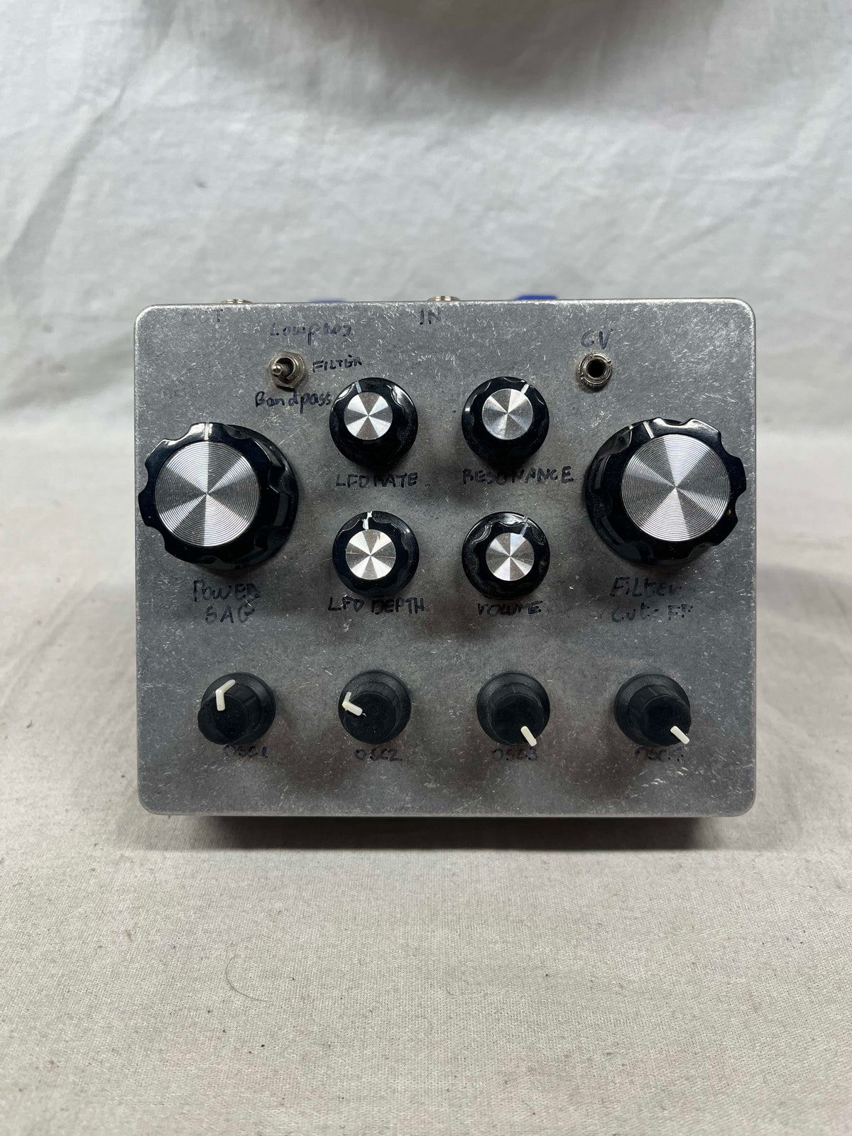 Unknown Manufacturer Pillow Please ? Synthesizer Pedal