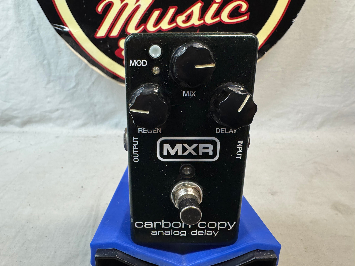 MXR M169 Carbon Copy Analog Delay Pedal