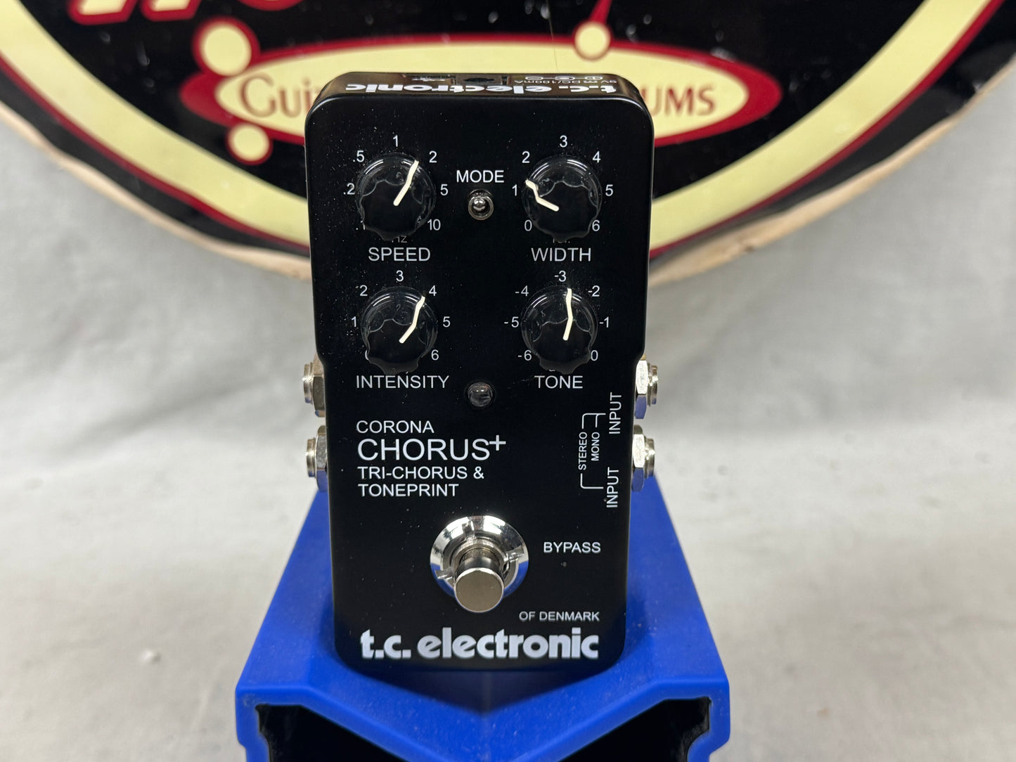TC Electronic Corona Chorus+ chorus + plus Tri-Chorus Pedal