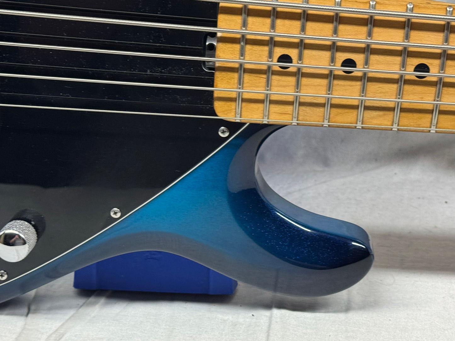 Ernie Ball Music Man StingRay sting ray 5H 5-string Bass with Case 2001 - Blue Dawn