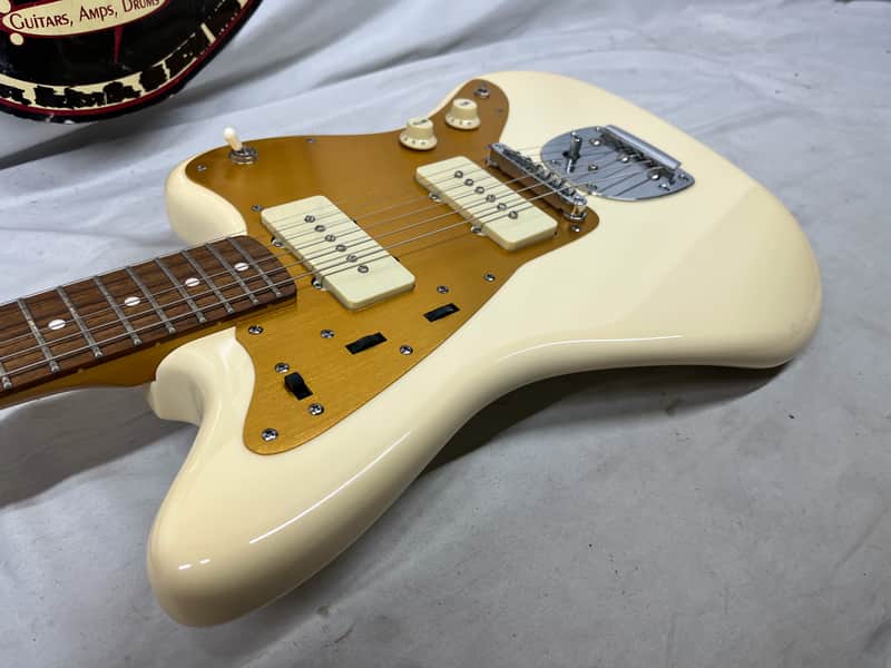 Squier J Mascis Signature Jazzmaster Electric Guitar - Image 20