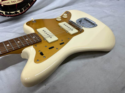 Squier J Mascis Signature Jazzmaster Electric Guitar - Image 20