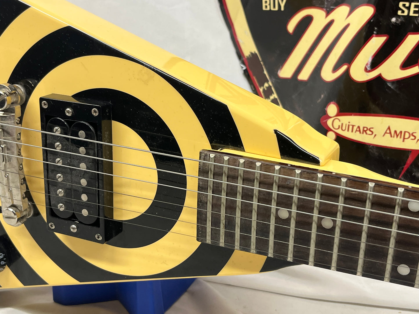 Epiphone Zakk Wylde Vee Wee Bullseye Mini Flying V Electric Guitar