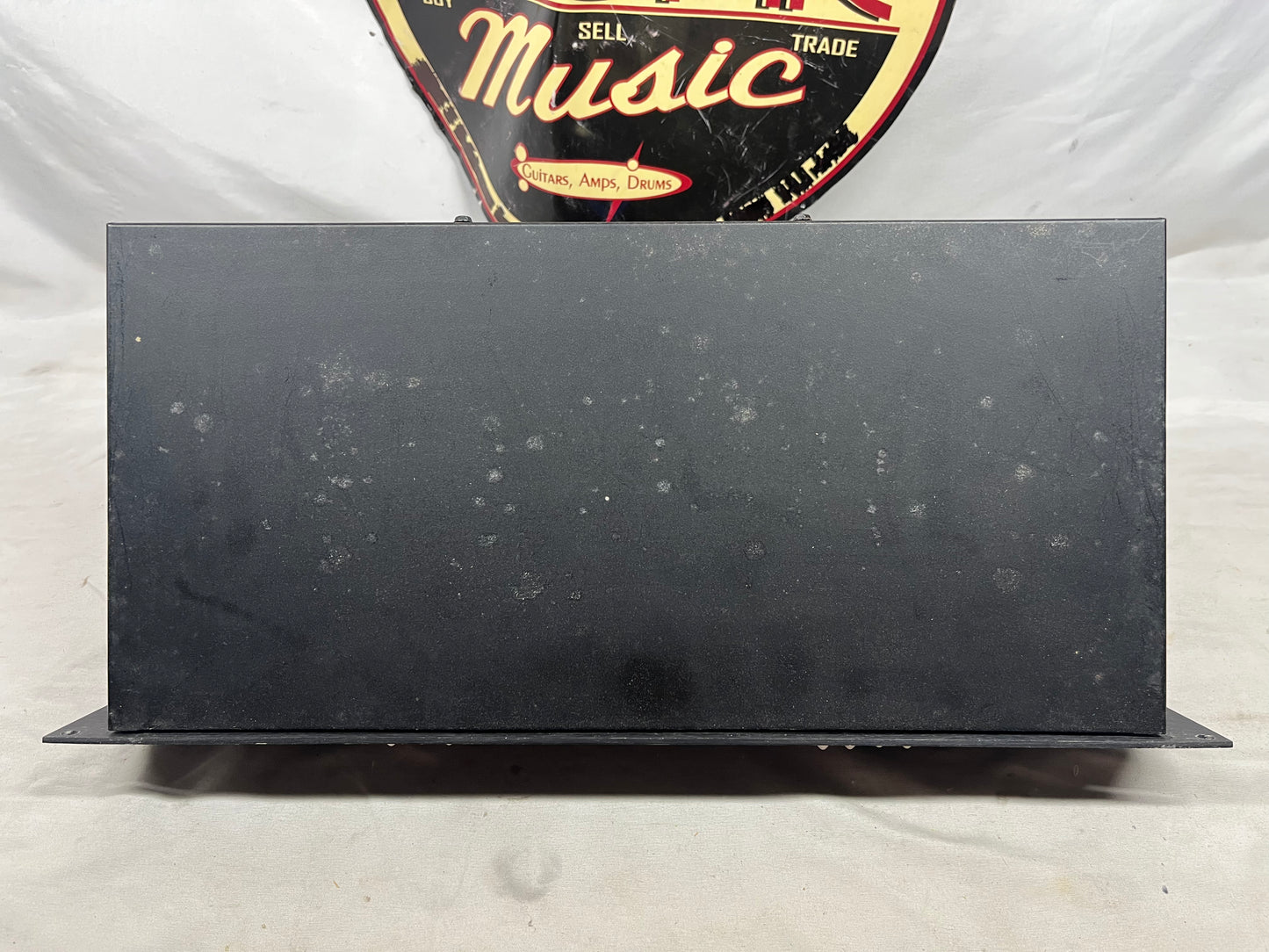 Soundcraftsmen Model G2241 Differential/Comparator Equalizer Rack Unit