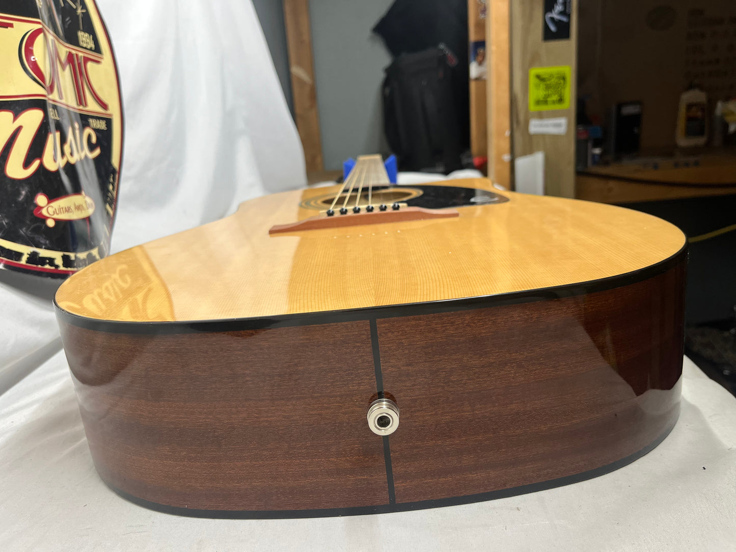 Epiphone J-15 EC Singlecut Acoustic Electric Guitar