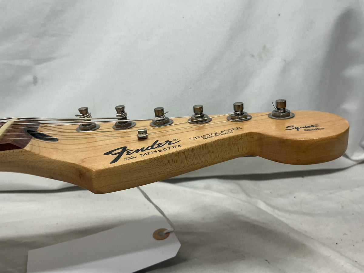Fender Stratocaster (Squier Series) - White