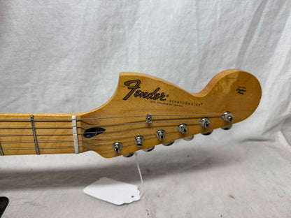 Fender Jimi Hendrix Stratocaster Guitar 2015 - Black / Maple neck