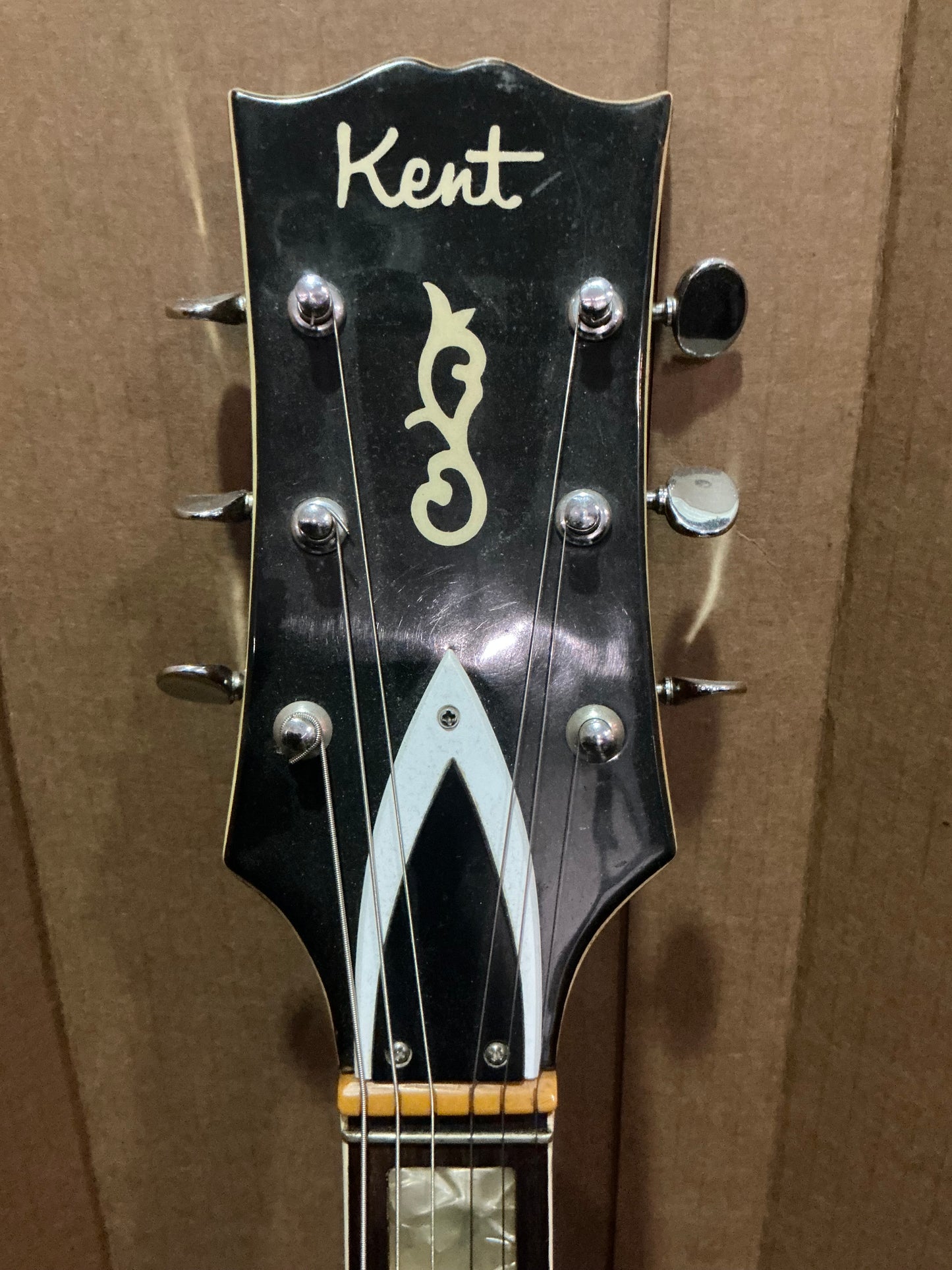 Kent 335 Style Semi-Hollow Electric Guitar