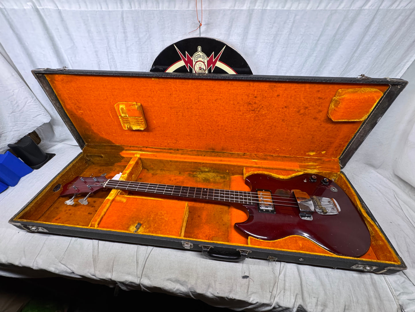 Guild JetStar jet star JS-1 js1 4-string Bass with Case 1972
