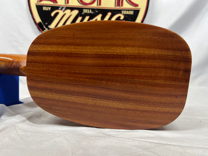 Kamaka Pineapple Soprano Ukulele with Case - SPLIT IN BACK OF BODY