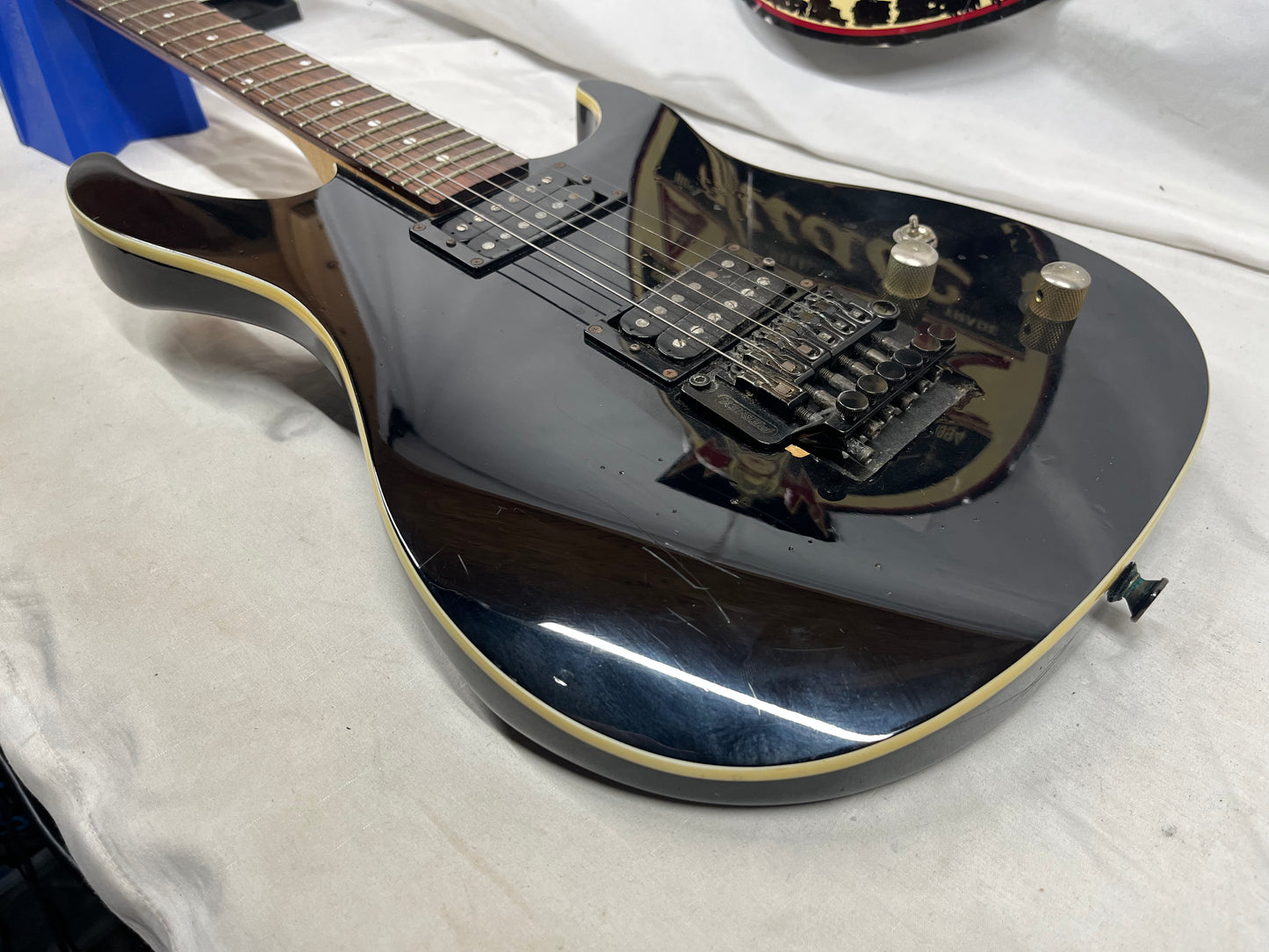 Peavey Predator Plus EXP Doublecut Electric Guitar
