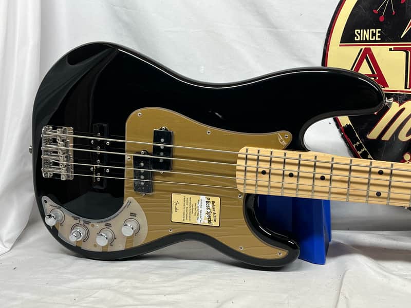 Fender Deluxe Active Electric Precision Bass Special - Image 2