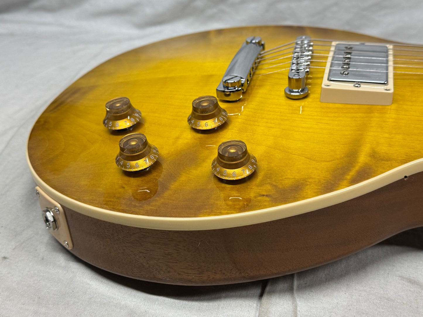 Heritage USA STDII Standard II 2 Collection H150 H-150 Guitar with Case