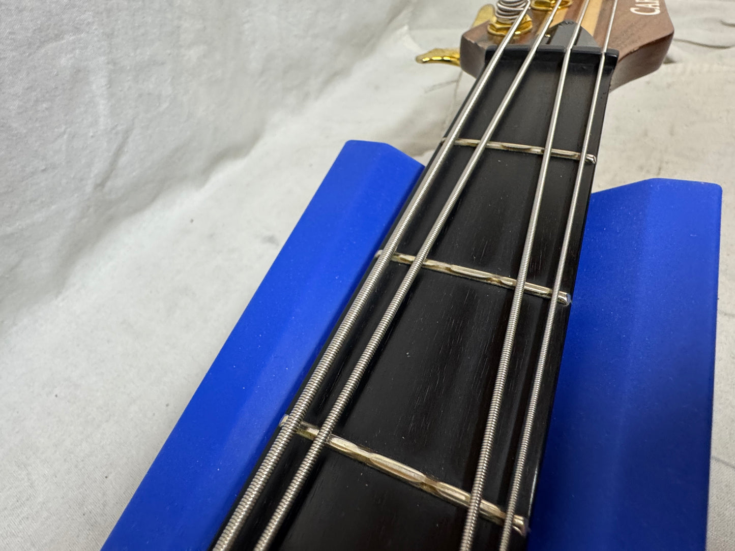 Carvin USA LB-70P lb 70 p lb70p 4-string Bass with Case