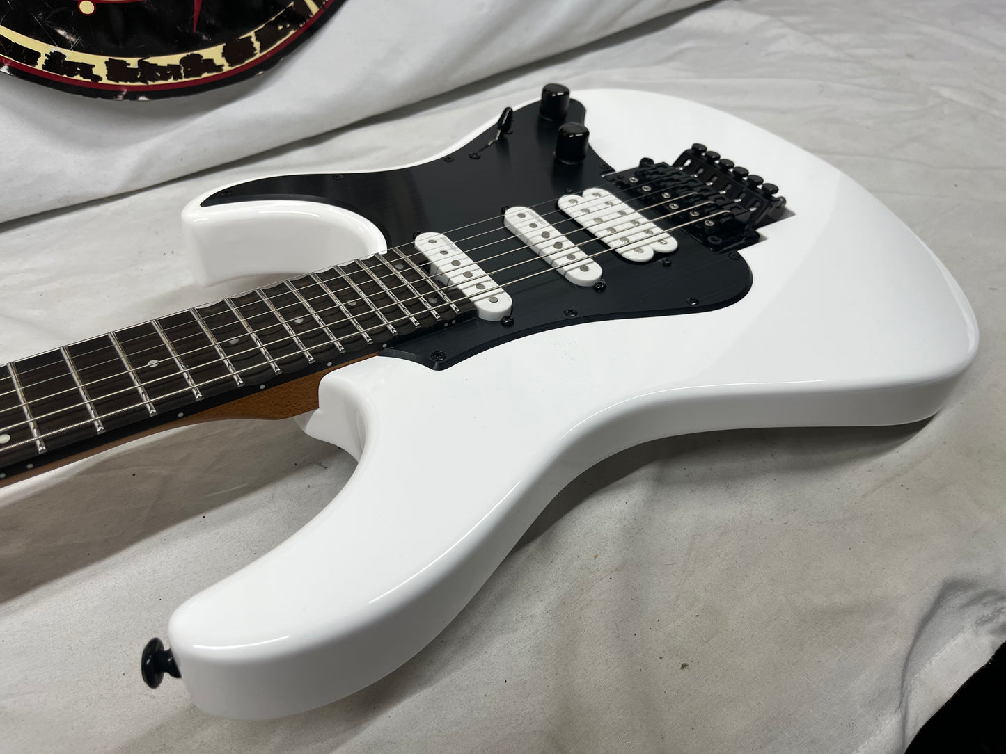 ESP LTD SN-1000 Floyd Rose HSS Doublecut Electric Guitar - Snow White