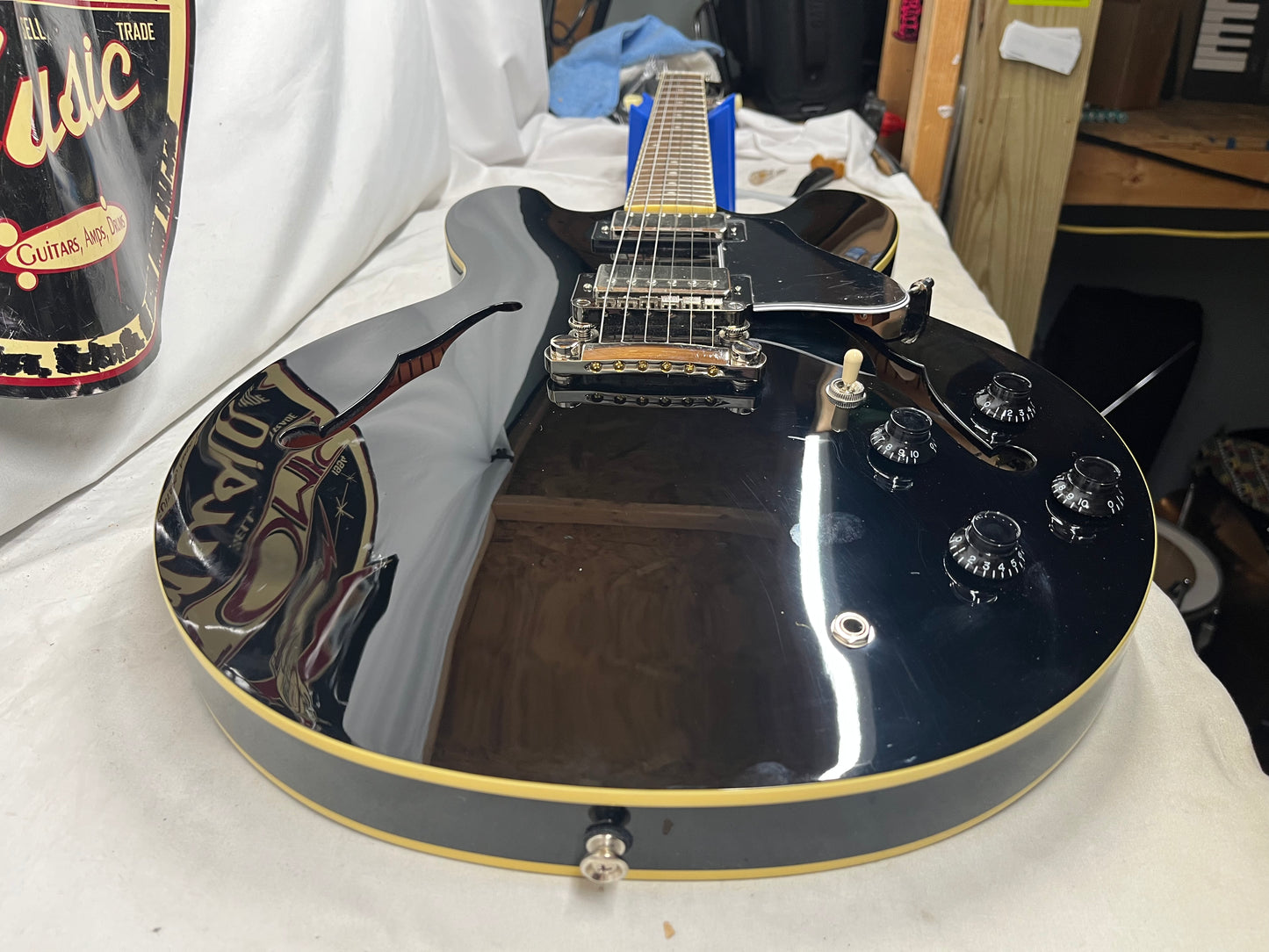 Epiphone ES-335 IG Semi-Hollow Body HH Electric Guitar