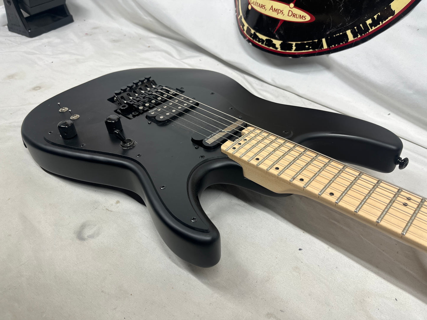 Schecter Diamond Series Sun Valley Super Shredder with Case