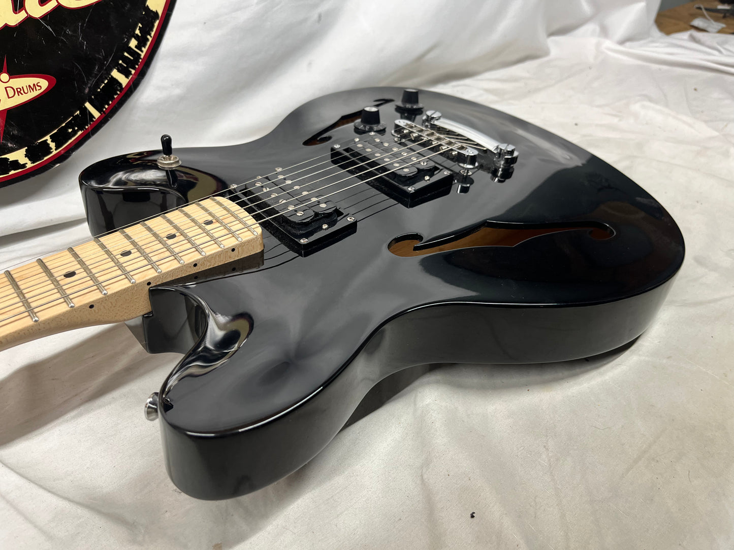 Squier Affinity Series Starcaster Semi-Hollow Body Electric Guitar - Black