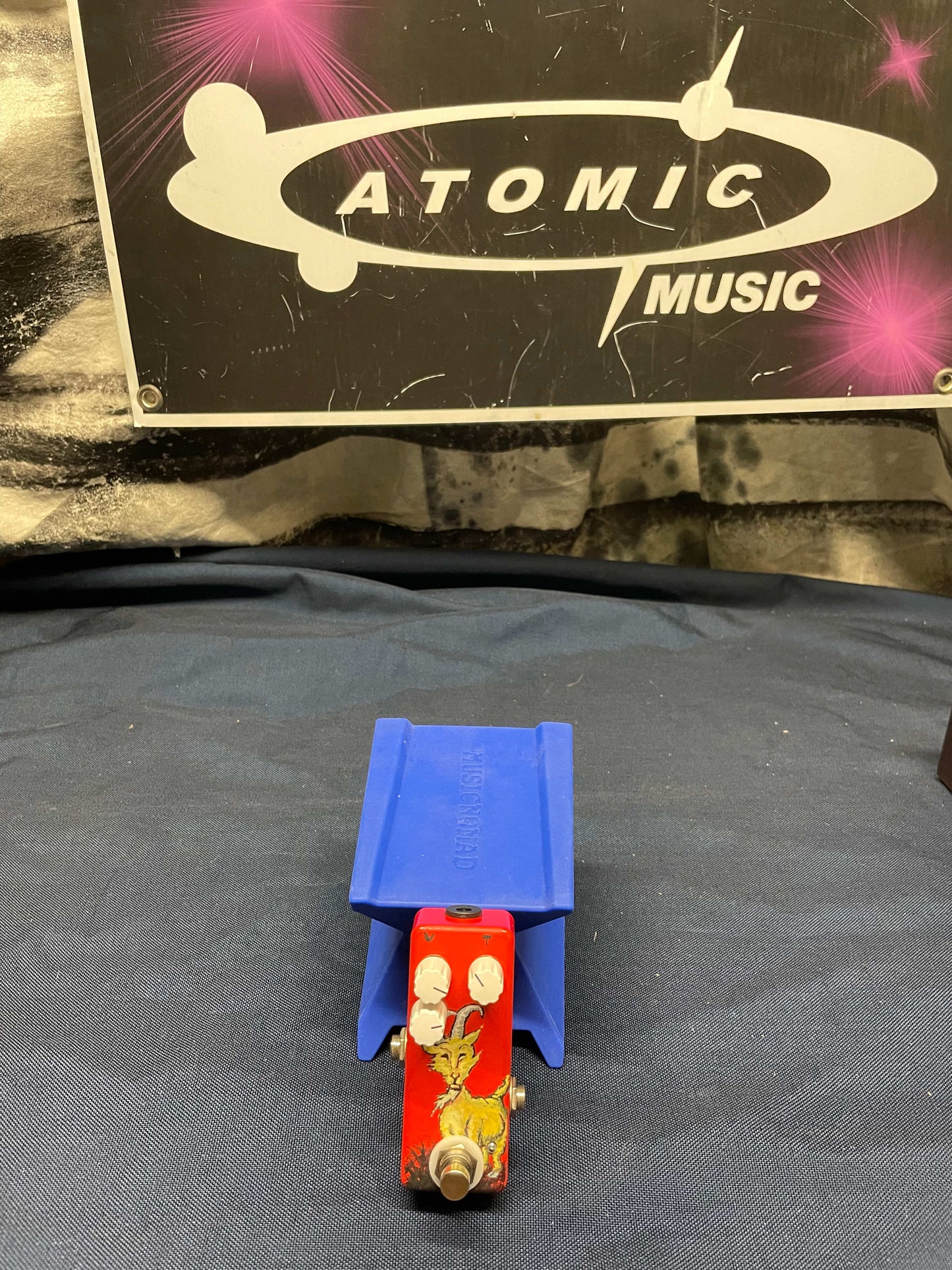 Luck Duck Gruff Fuzz Pedal