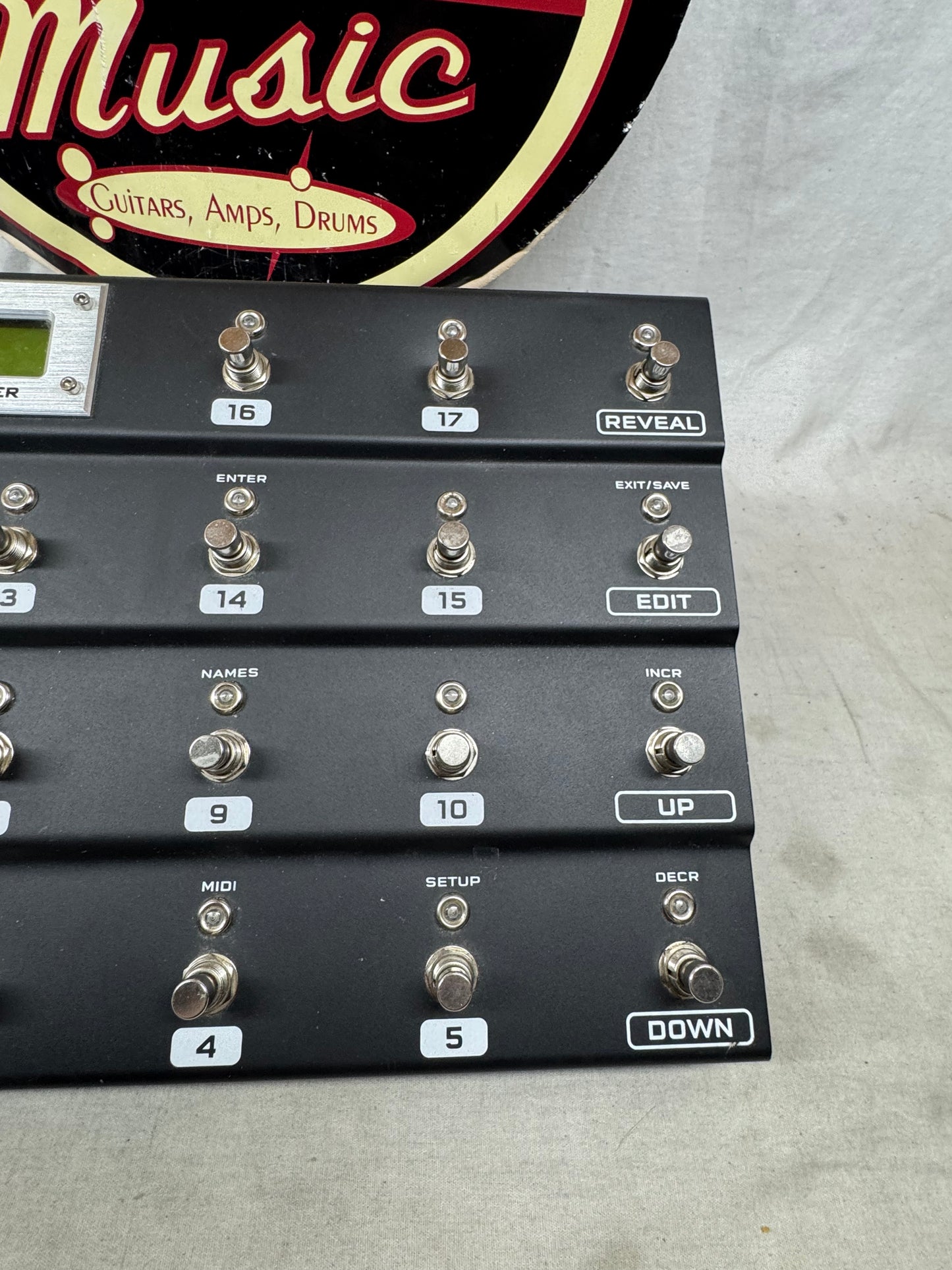 Fractal Audio Systems MFC-101 mfc101 MkII MIDI Foot Controller Pedal