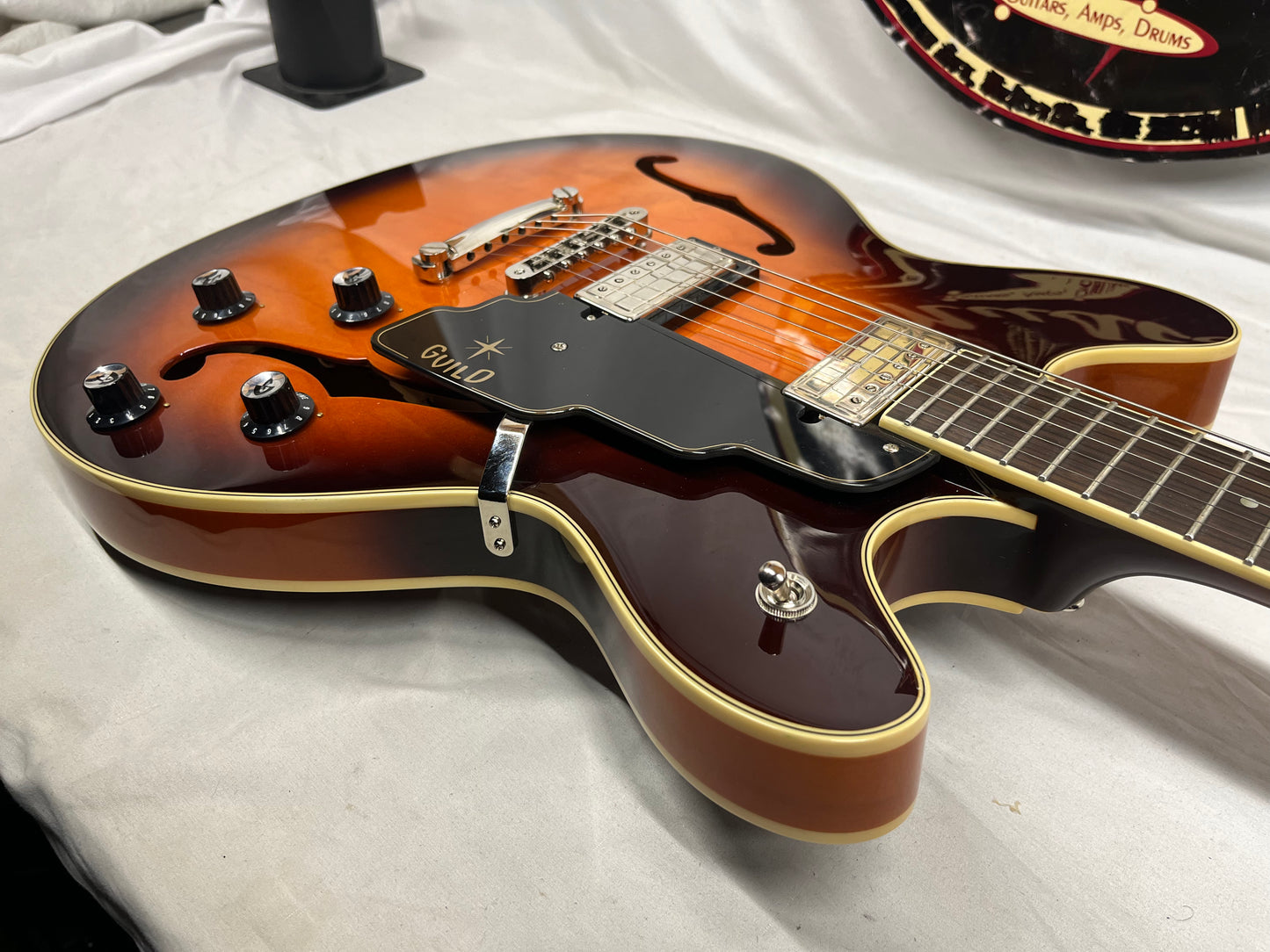 Guild SF-IV/ST Starfire 4 Semi-Hollow Body Electric Guitar