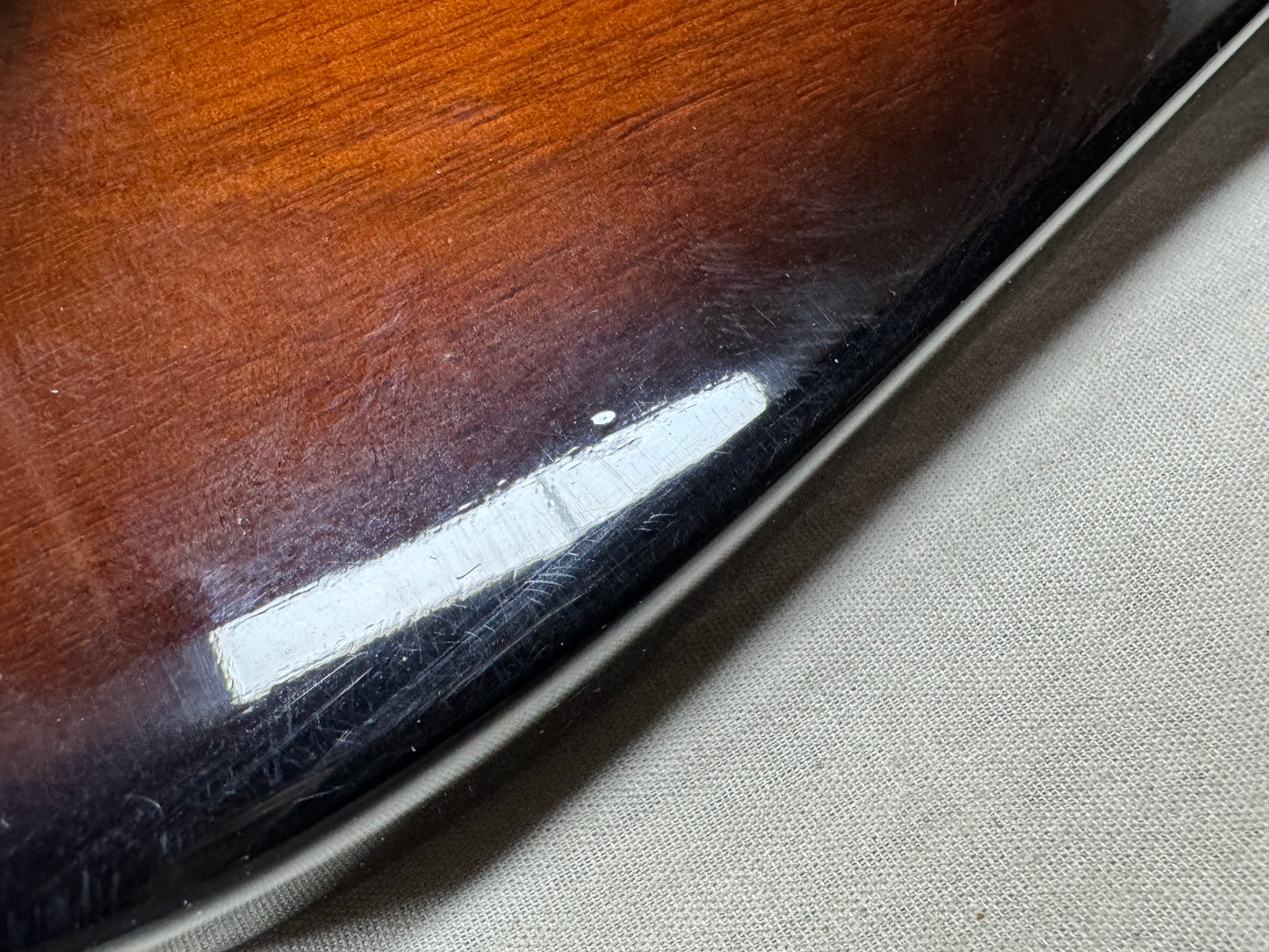 Gibson BAT1SUSB4 Thunderbird IV 4-string Bass with Case - modified electronics 2015 - Tobacco Burst