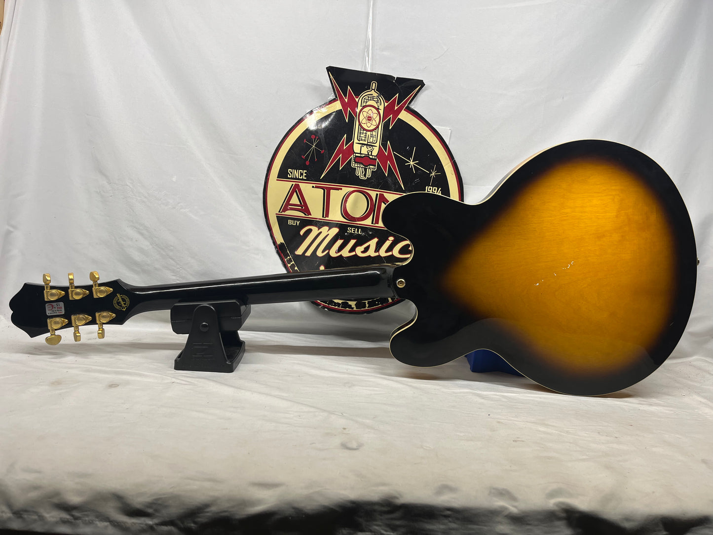 Epiphone DOT Deluxe VS Semi-Hollow Body Electric Guitar