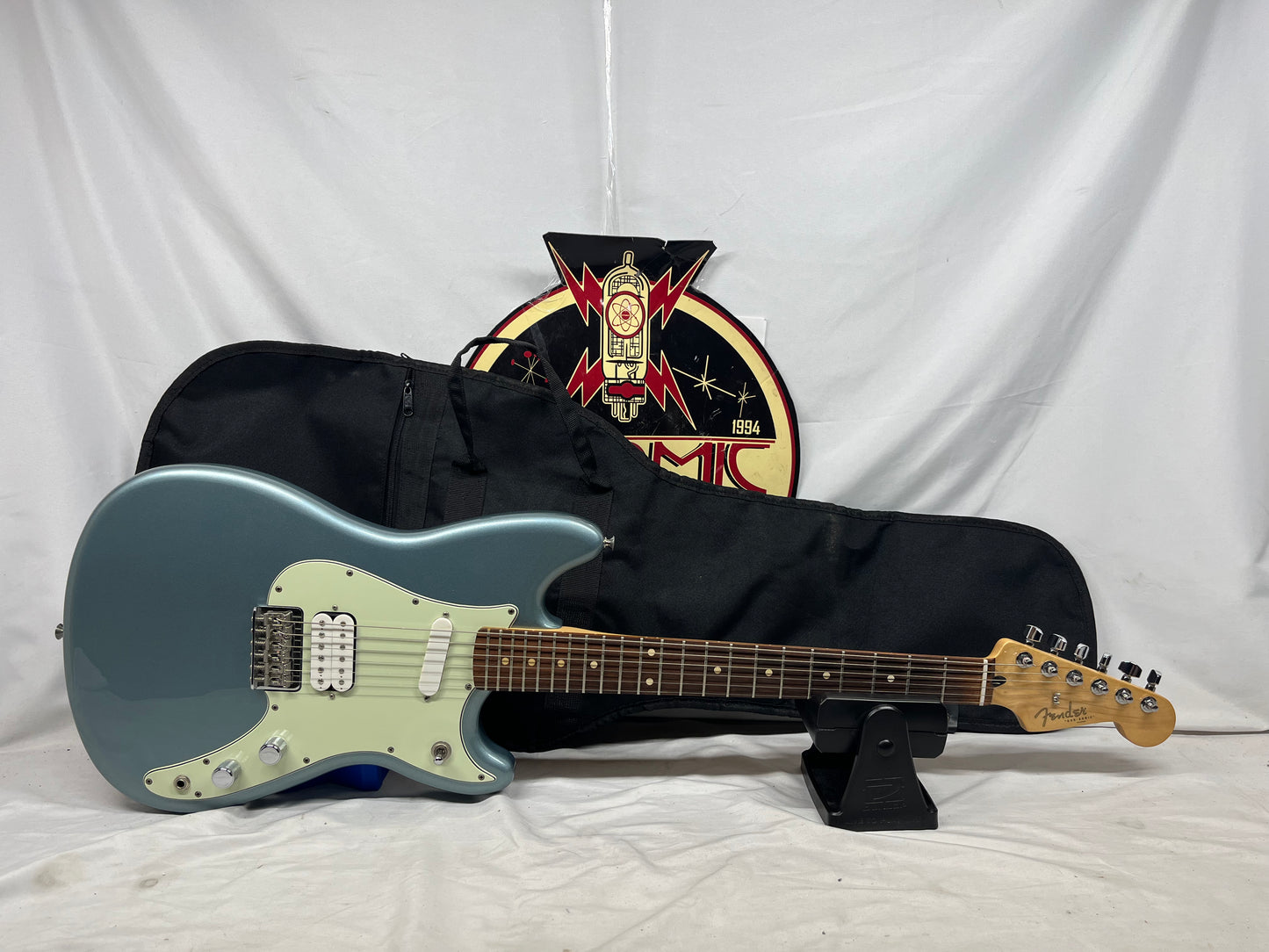Fender Player Duo-Sonic HS Electric Guitar with Gig Bag MIM - Made in Mexico - Ice Blue Metallic