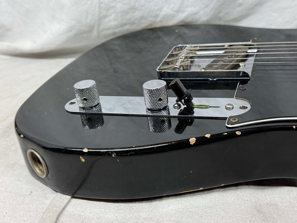 Fender Vintage USA Telecaster Guitar with non-original Case 1978 - Black / Maple neck