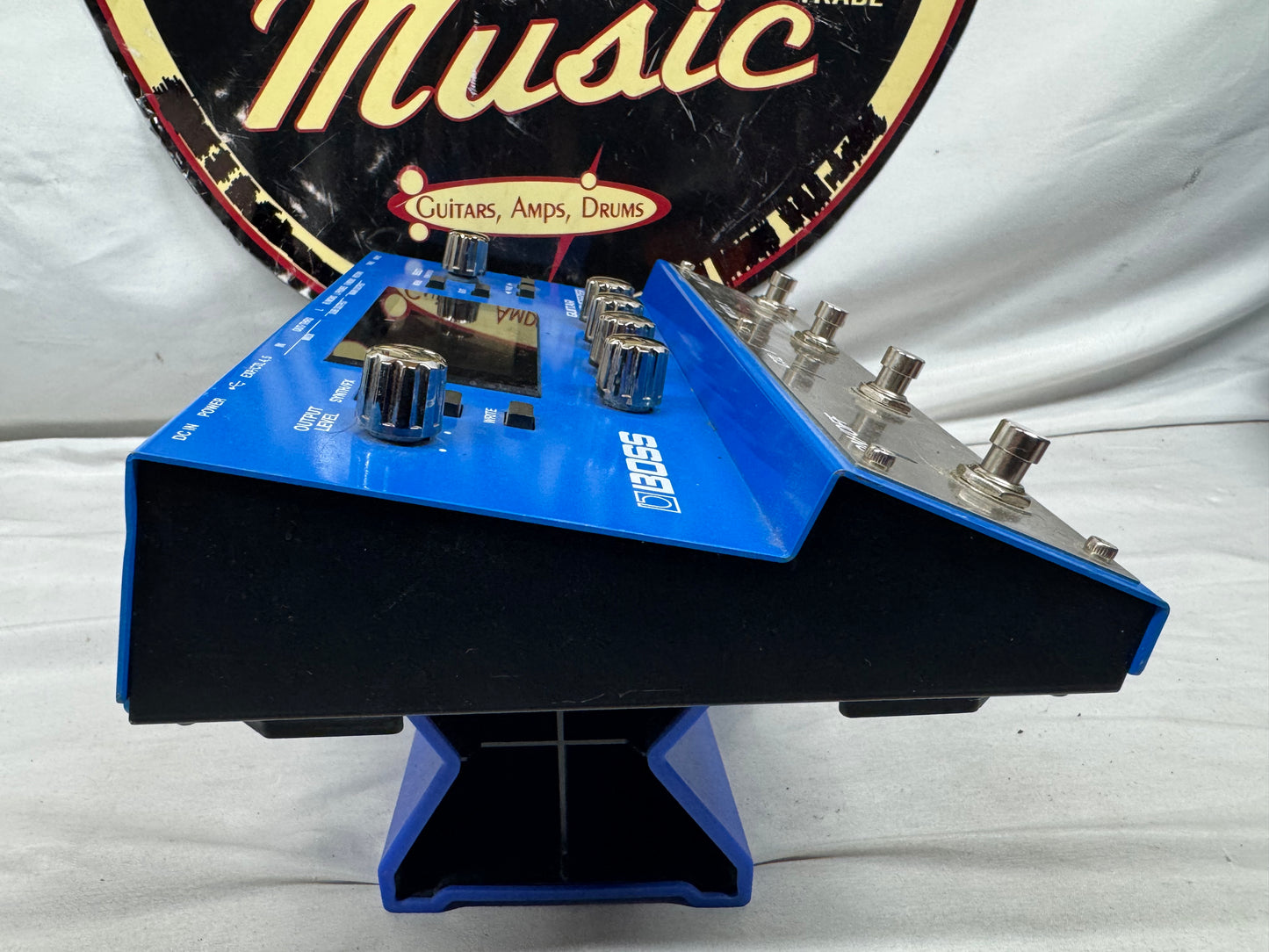 Boss SY-300 sy300 Guitar Synthesizer Pedal