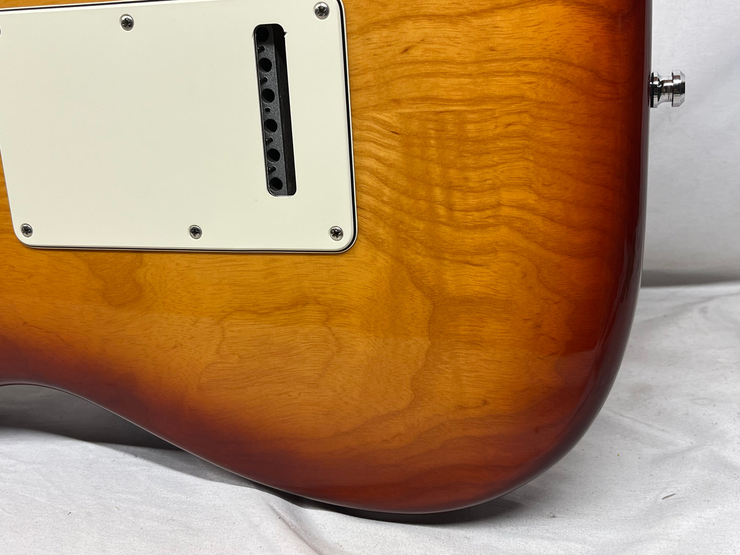 Fender American Standard Stratocaster Strat HSS Shawbucker Electric Guitar with Case - Sienna Sunburst