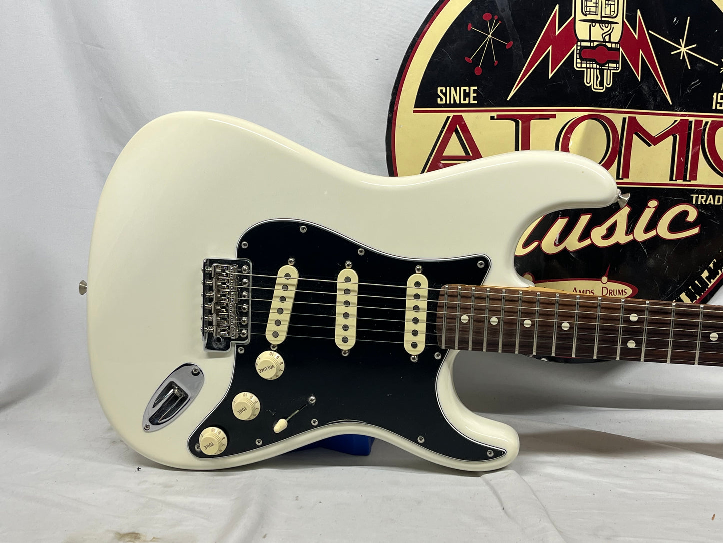 Fender American Performer Stratocaster Strat Electric Guitar - Arctic White