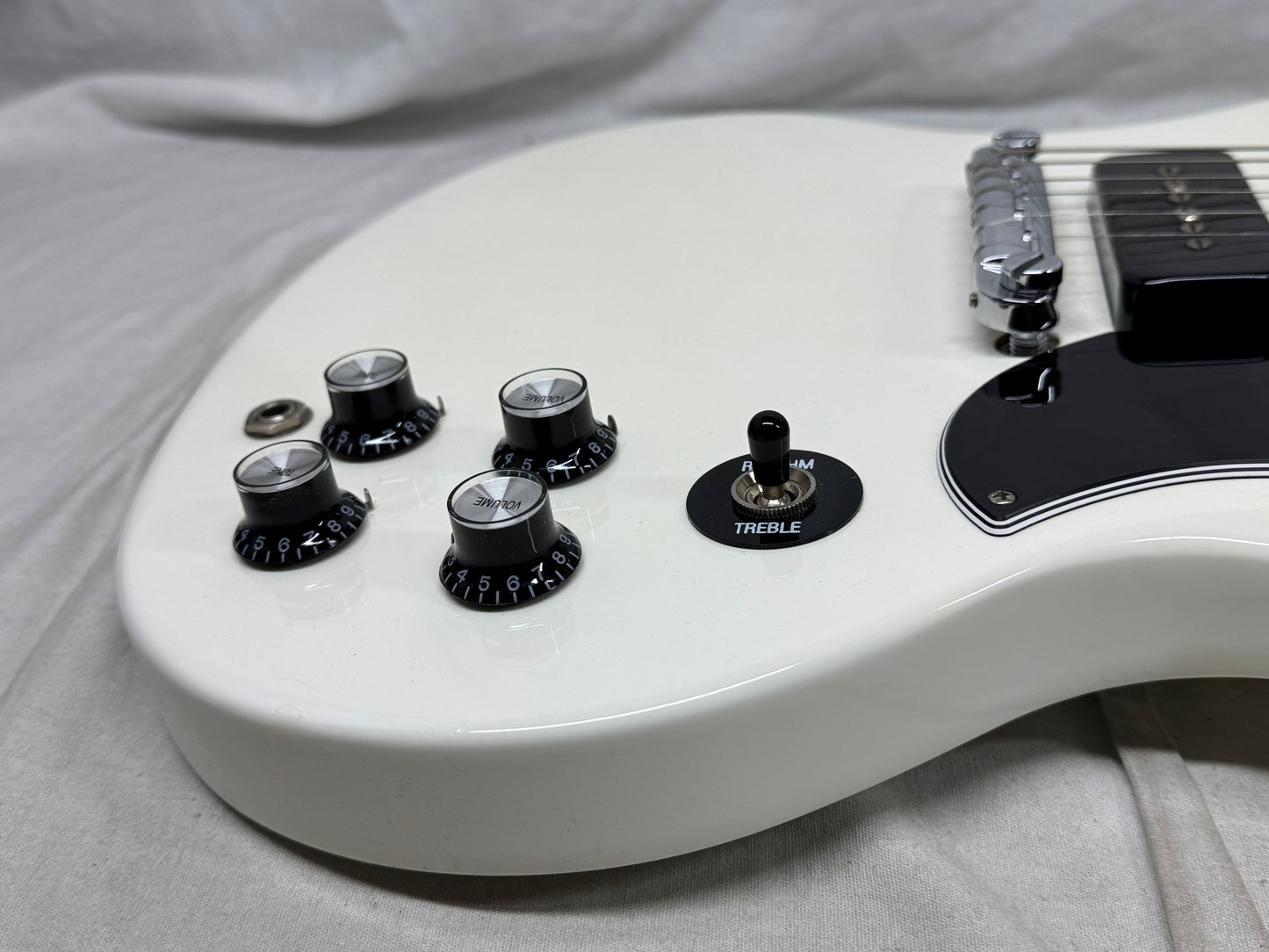 Gibson 50th Anniversary Pete Townshend Signature Model SG Guitar with Case 2011 - Polaris White