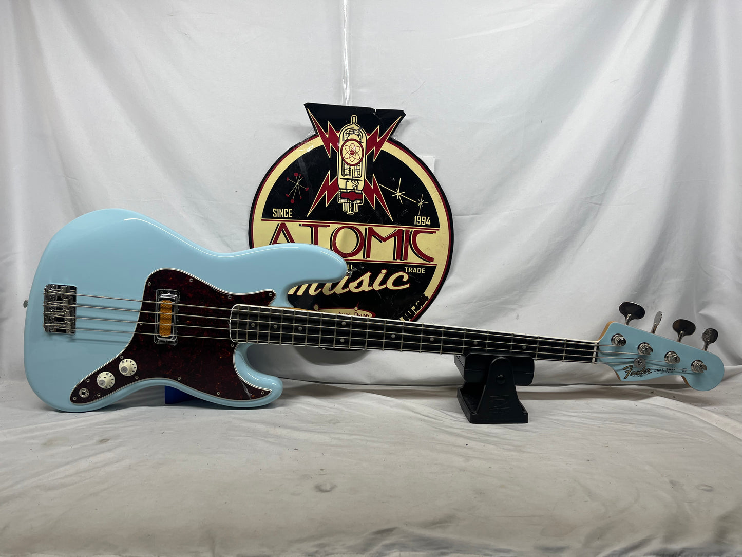 Fender Gold Foil Jazz Bass 4-String Electric Bass - Sonic Blue