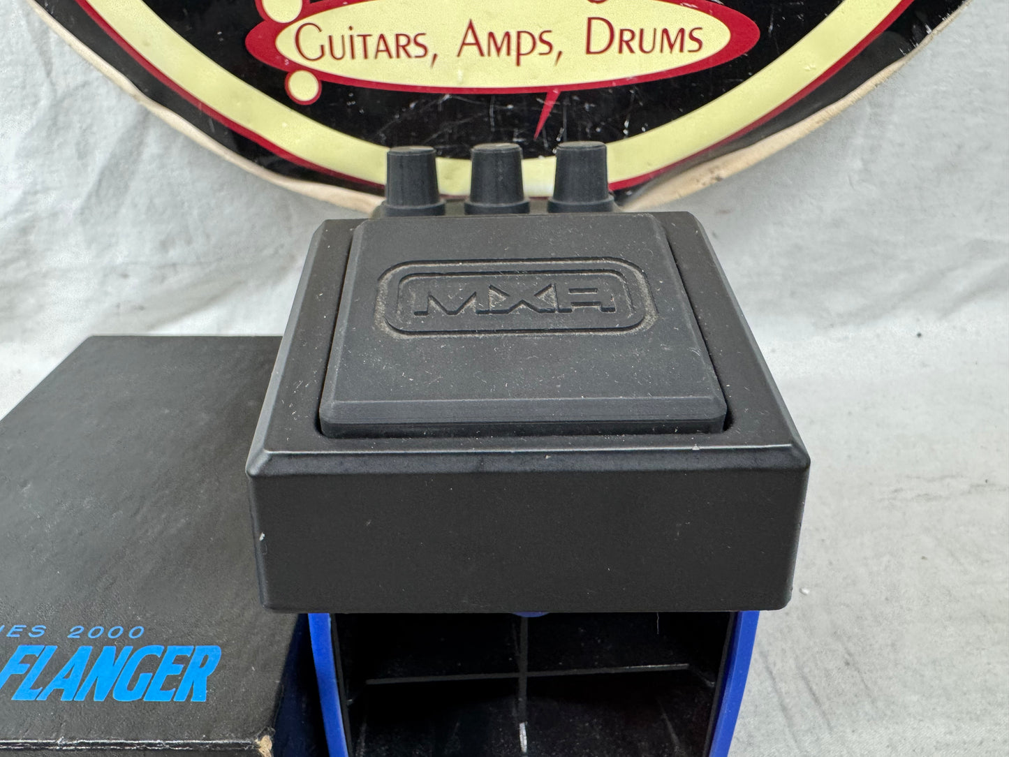 MXR Series 2000 Stereo Flanger Pedal with Box