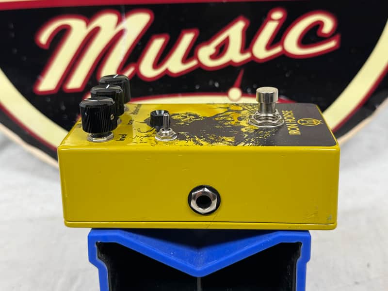 Walrus Audio Iron Horse v1 Distortion Pedal - Image 6