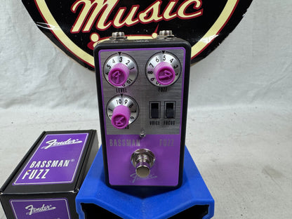 Fender Bassman Fuzz Pedal with Box
