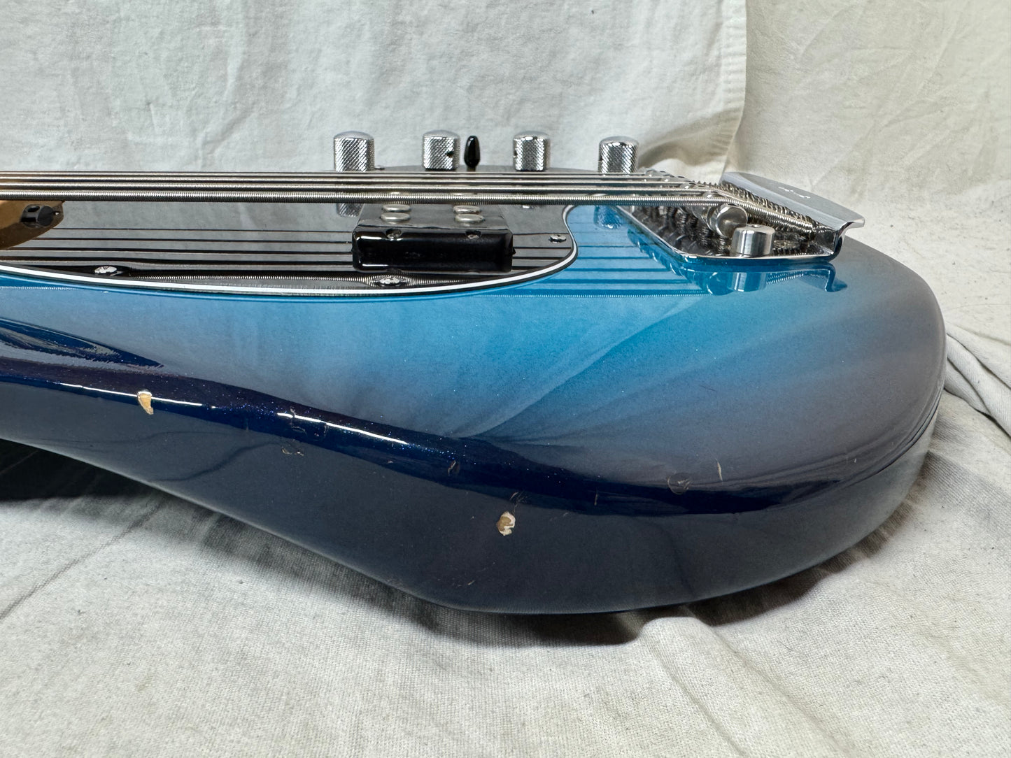 Ernie Ball Music Man StingRay sting ray 5H 5-string Bass with Case 2001 - Blue Dawn