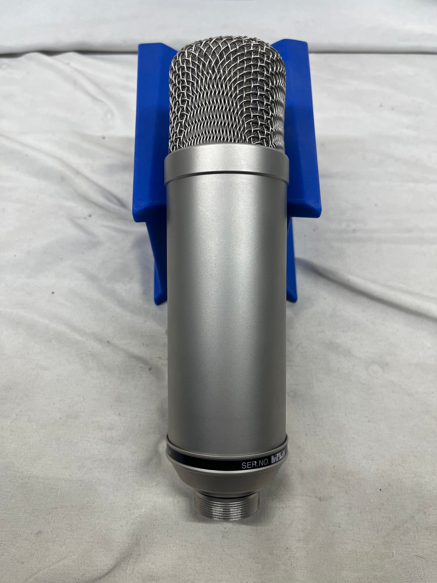 RODE NTV Large Diaphragm Cardioid Tube Condenser Microphone with Case