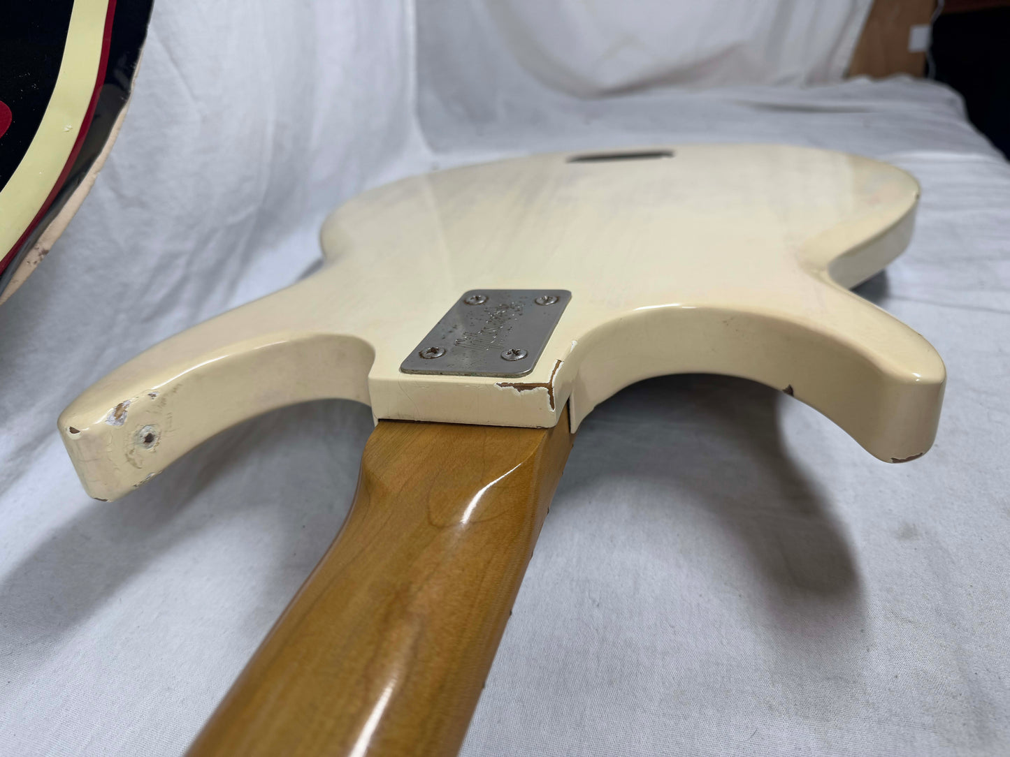 Gibson The Grabber 4-string Bass  - truss rod maxed / AS-IS  - Rare - White