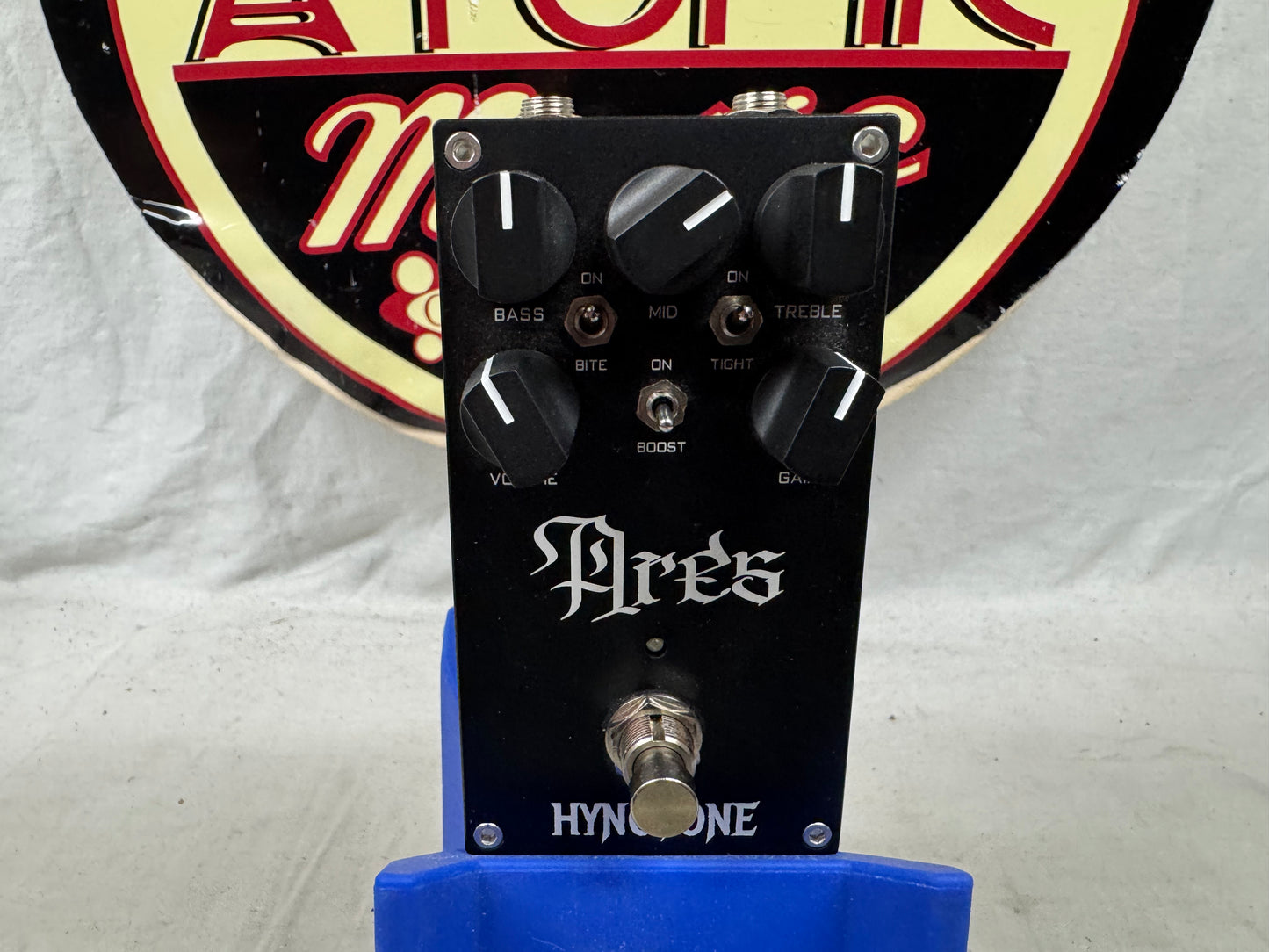Hynotone Ares Distortion Preamp Pedal