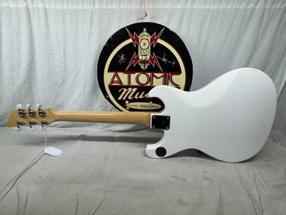 DiPinto Mach IV 4 Guitar with Case